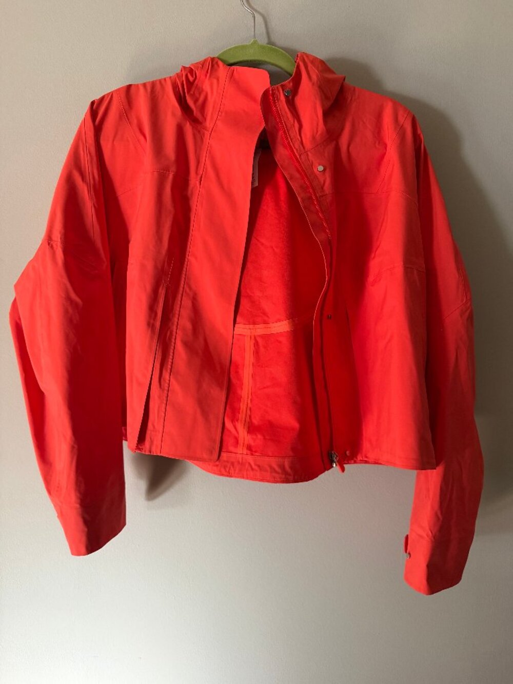 Lululemon Coral Hooded Rain Jacket Sz 6